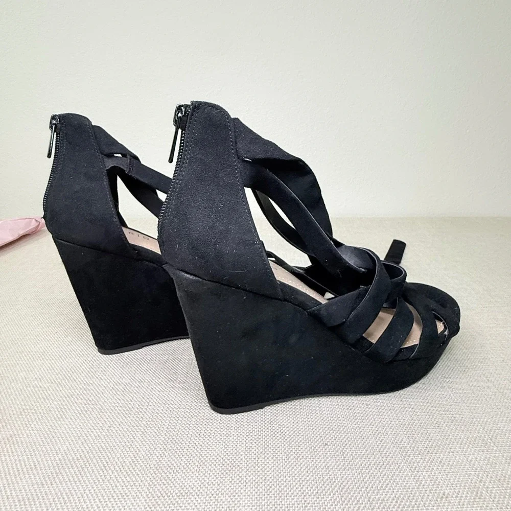 Torrid Black Faux Suede Strappy‎ Wedge Sandals Tie Back Ankle Zip Platform Heels